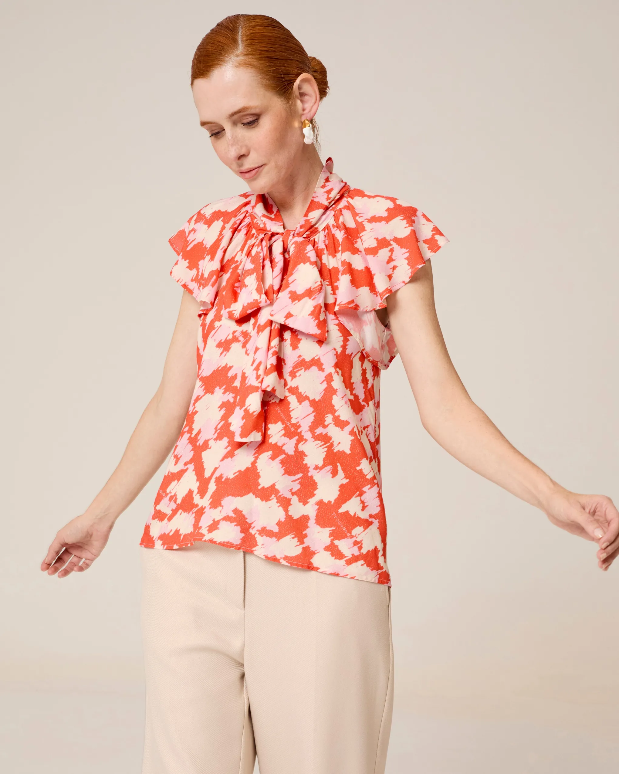 Blusa Con Lazada Al Cuello Zia