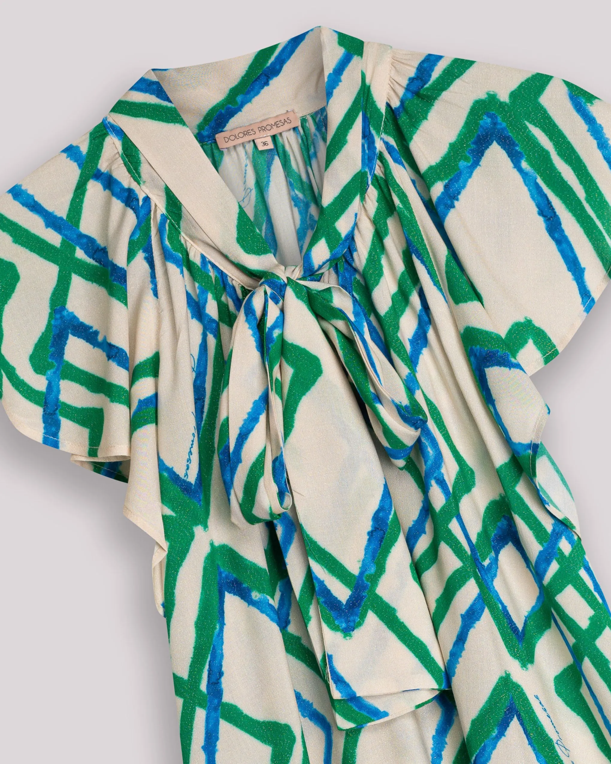 Blusa Con Lazo Lena