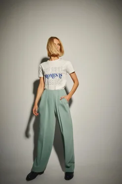 Camiseta Blanca Básica lettering Promesas