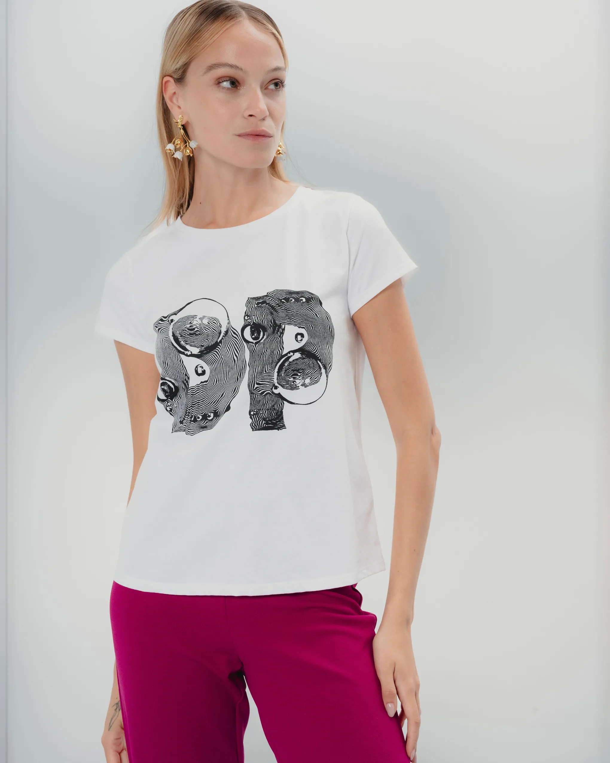 Camiseta Blanca Vibrante