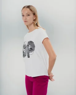 Camiseta Blanca Vibrante