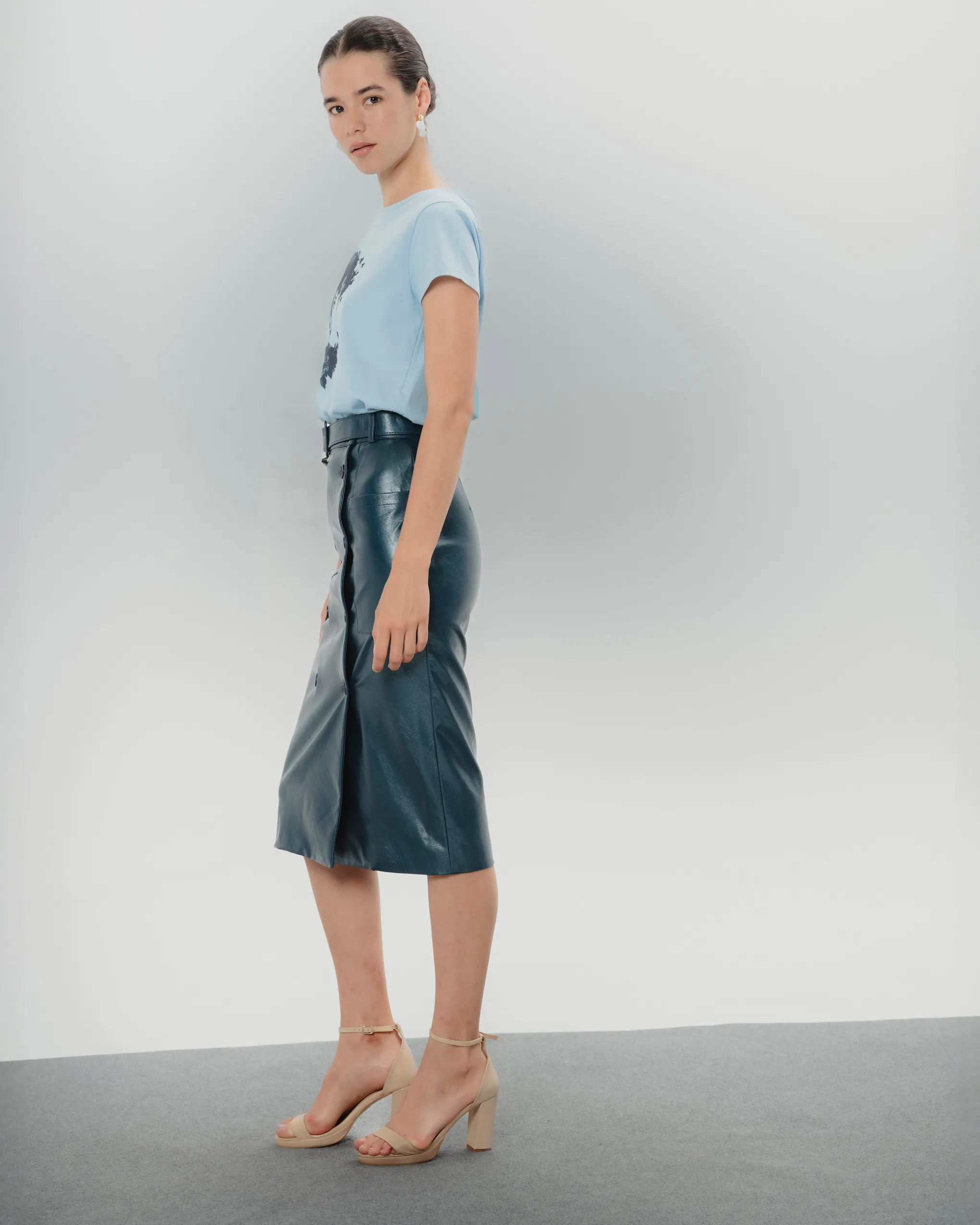 Falda midi efecto piel Bella