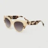 Gafa con tendencia a cat eye marrón semitransparente, habana y estampado