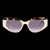 Gafa con tendencia a cat eye beige, blanca y habana
