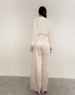 Pantalón fluido de cintura alta y cinturon