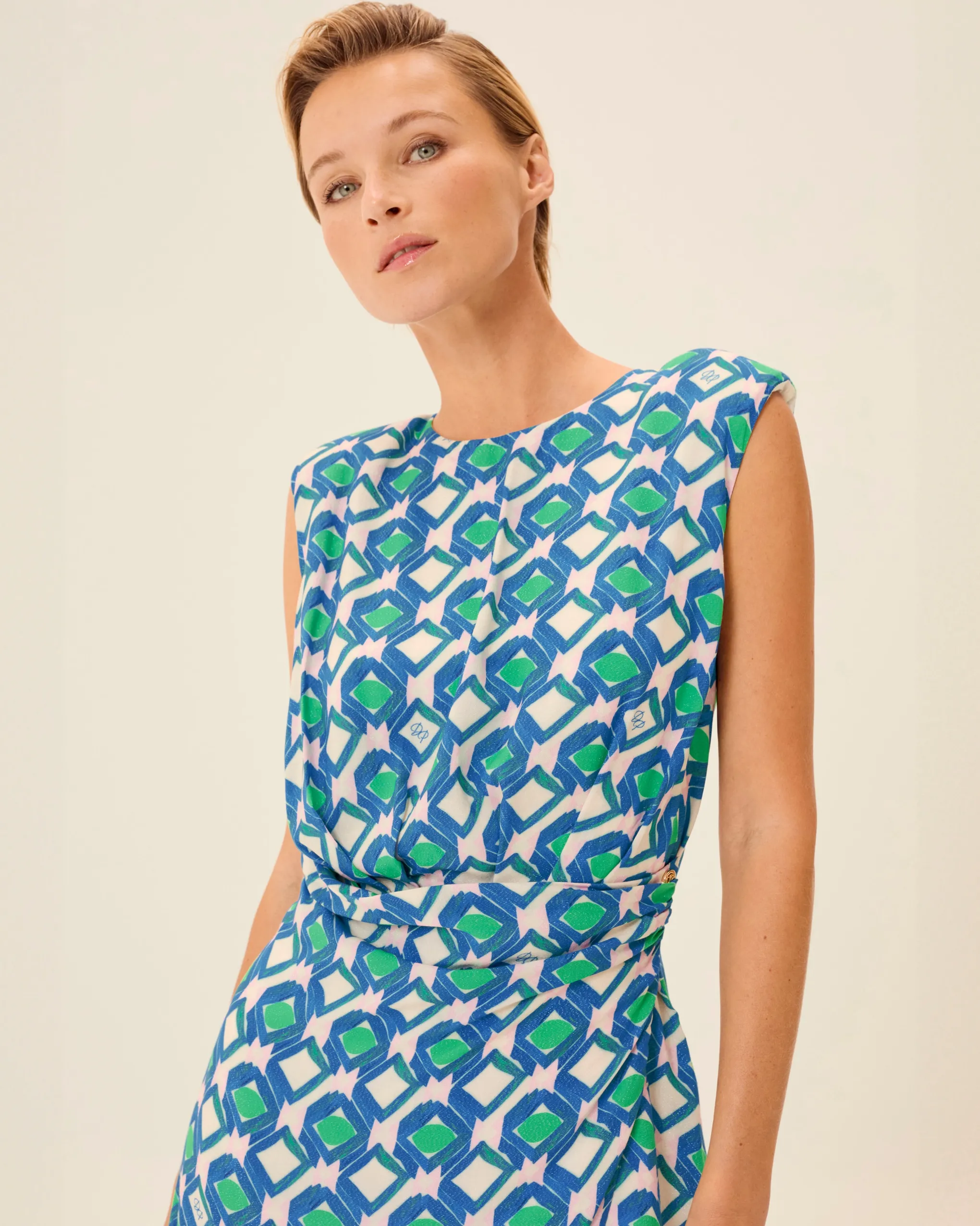 Vestido Midi Ajustado Eda
